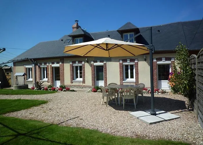 Holiday home Gite Gites De France - La P'Tite Mouette Saint-Martin-aux-Buneaux