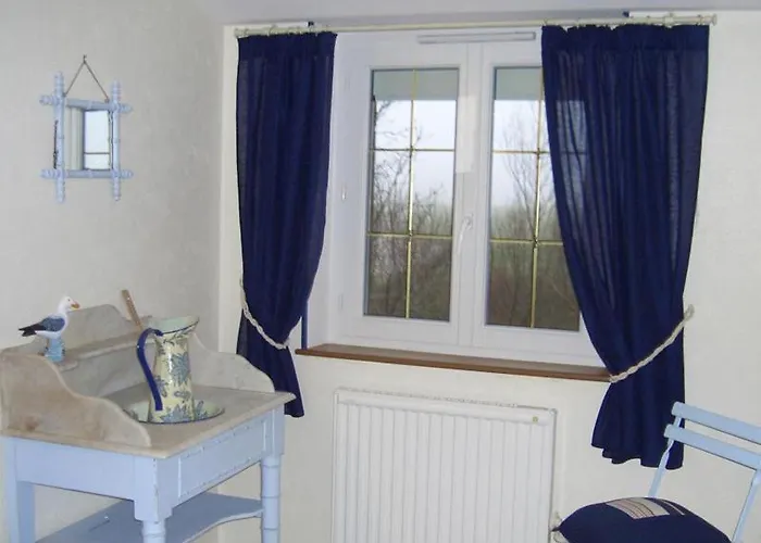 Gite Gites De France - La P'Tite Mouette Holiday home Saint-Martin-aux-Buneaux